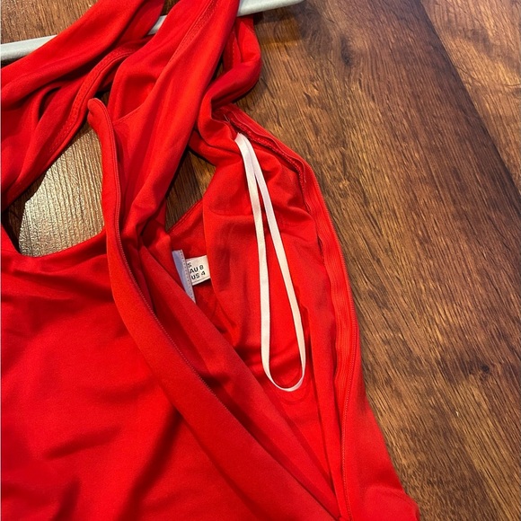 Hello Molly Red One Shoulder Dress Size Small with Cutout Midi - Picture 6 of 6